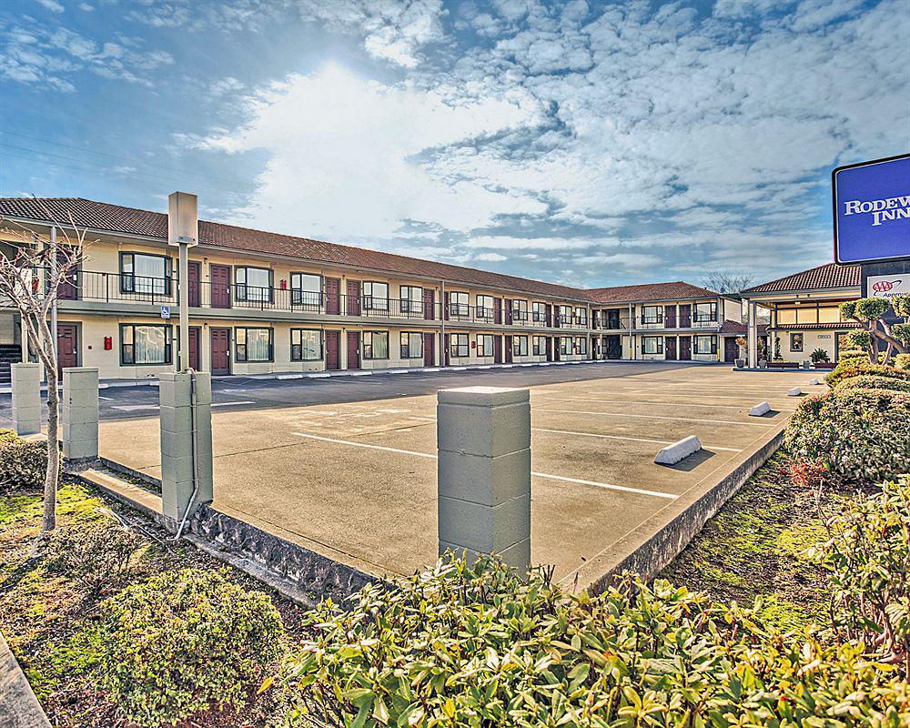 Sea Drift Inn Юрика Екстер'єр фото